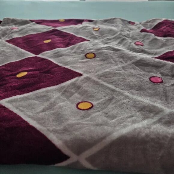 Soft Plush Blanket King Size - Picture 6 of 6